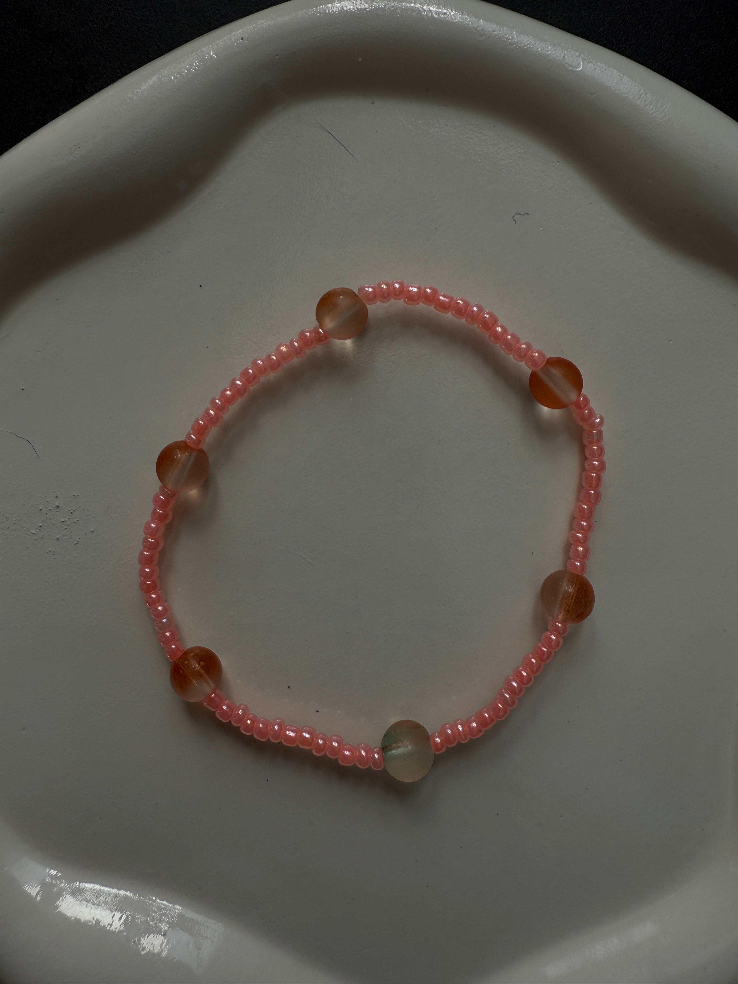 Armband mit Glaskugeln