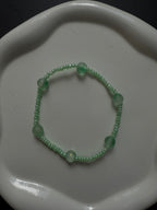 Armband mit Glaskugeln